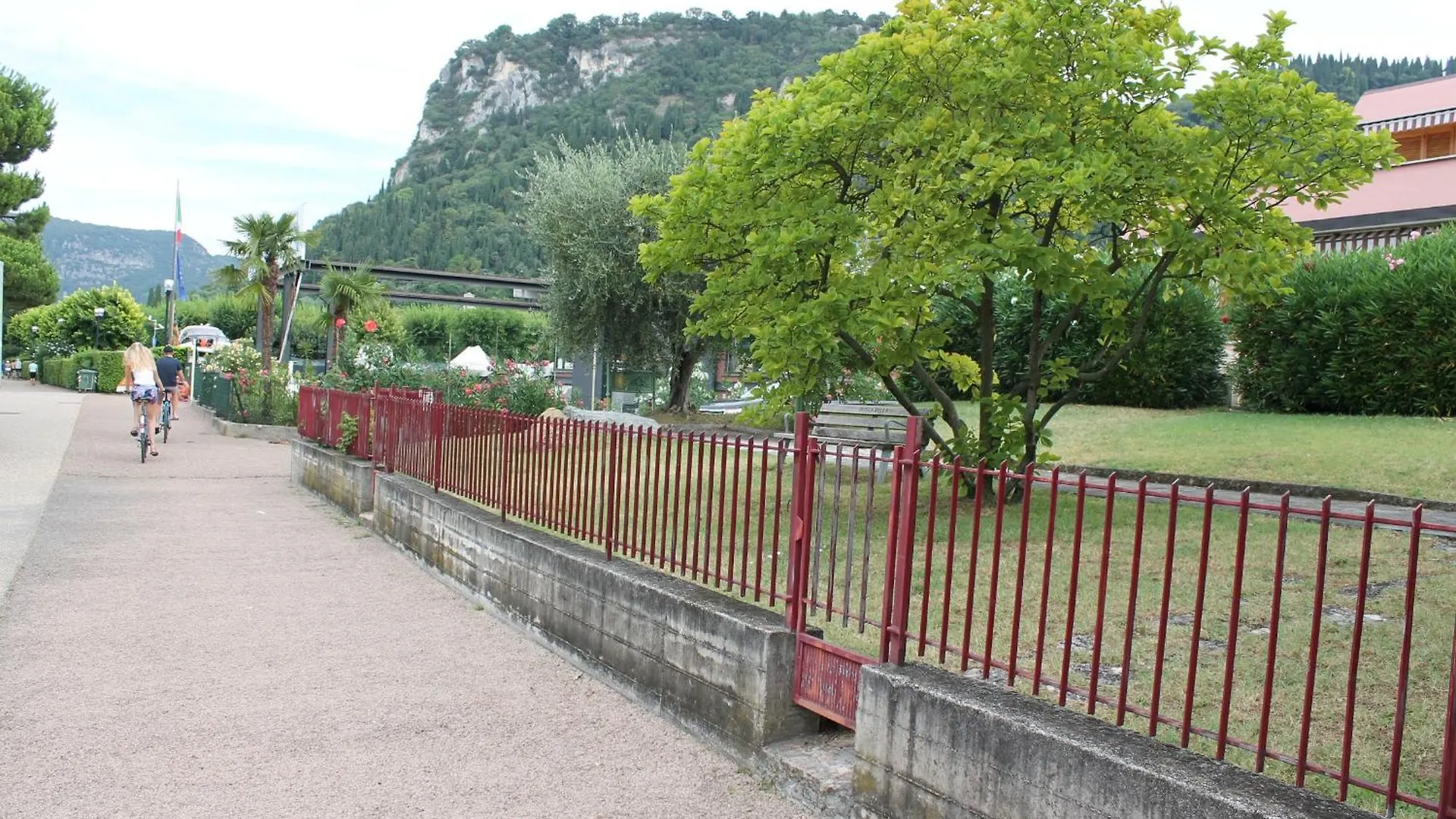 Favola Bella Apartment Bardolino Italy